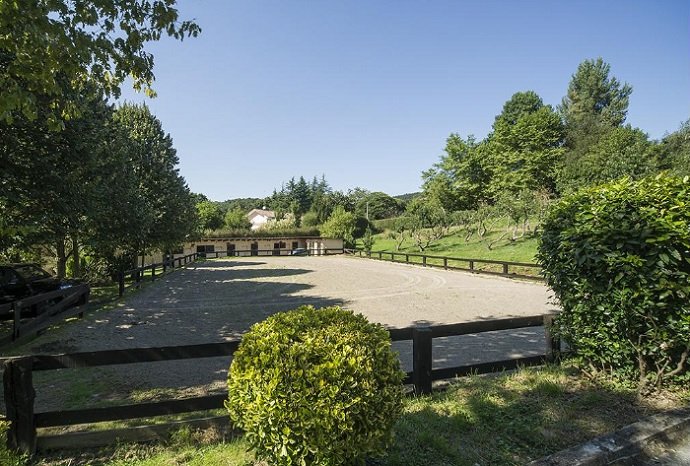 Viviendas curiosas: una cabaña en plena naturaleza - Fotocasa Life - Casas curiosas, naturaleza - Curiosidades - Llueva, nieve o haga un sol estupendo, vivir en plena naturaleza siempre es maravilloso. Esta cabaña al norte te dejará sin palabras.