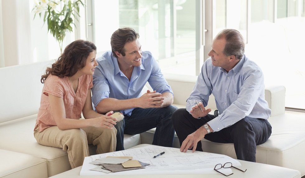 Estas son las 5 preguntas clave que hacen los vendedores de vivienda a los agentes inmobiliarios - Fotocasa Life - Agentes inmobiliarios, consejos para vender un piso, Mercado inmobiliario, Vendedores, vender, Vender un piso - Compraventa - Hay algunas preguntas clave que hacen aquellos que quieren vender una vivienda a los agentes inmobiliarios. Son las siguientes.