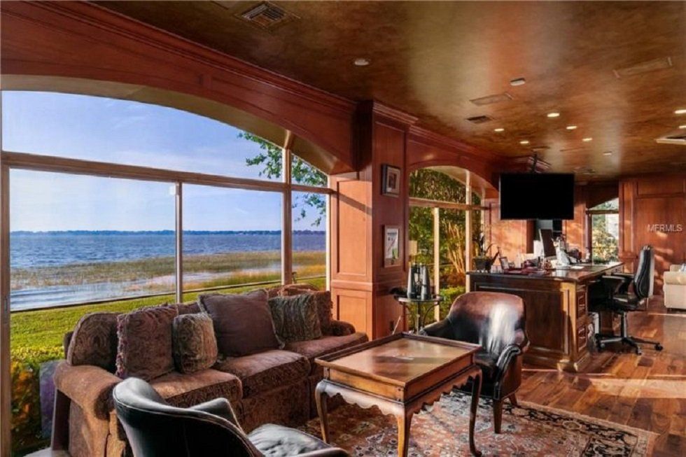 La impresionante casa que vende Shaquille O’Neal en Florida - Fotocasa Life - Casas de famosos, famosos - Curiosidades - Shaquille O’Neal vende su casa de Florida por 23 millones de euros. Se trata de un hogar impresionante con vistas a un lago.