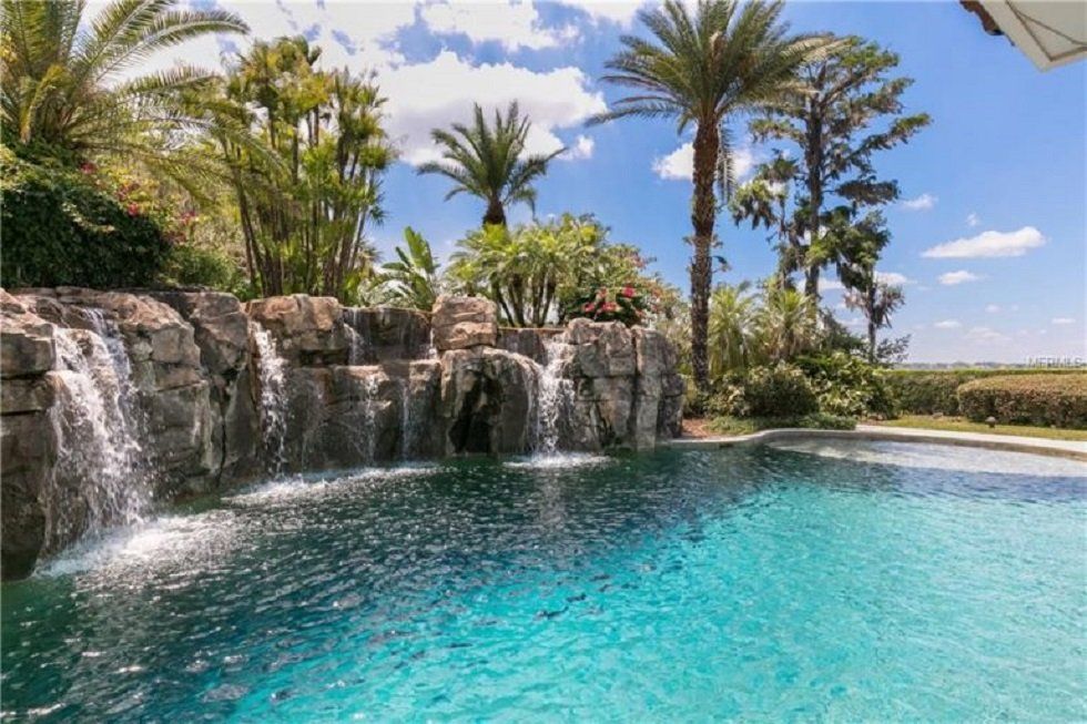 La impresionante casa que vende Shaquille O’Neal en Florida - Fotocasa Life - Casas de famosos, famosos - Curiosidades - Shaquille O’Neal vende su casa de Florida por 23 millones de euros. Se trata de un hogar impresionante con vistas a un lago.