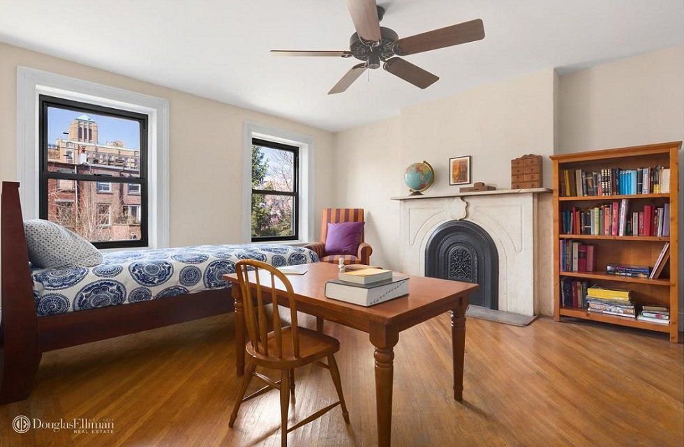 Esta es la casa que vende Holly Hunter en Brooklyn - Fotocasa Life - Casas de famosos, famosos - Curiosidades - Holly Hunter vende su casa en Brooklyn por cuatro millones de euros. Así es por dentro esta mansión típica del barrio histórico de Fort Green.