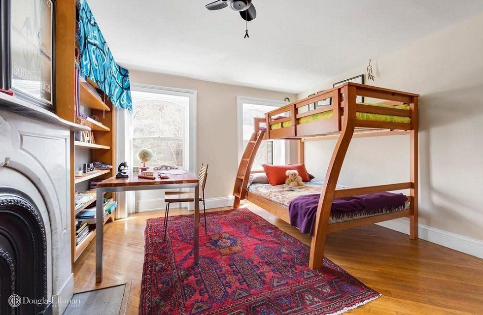 Esta es la casa que vende Holly Hunter en Brooklyn - Fotocasa Life - Casas de famosos, famosos - Curiosidades - Holly Hunter vende su casa en Brooklyn por cuatro millones de euros. Así es por dentro esta mansión típica del barrio histórico de Fort Green.