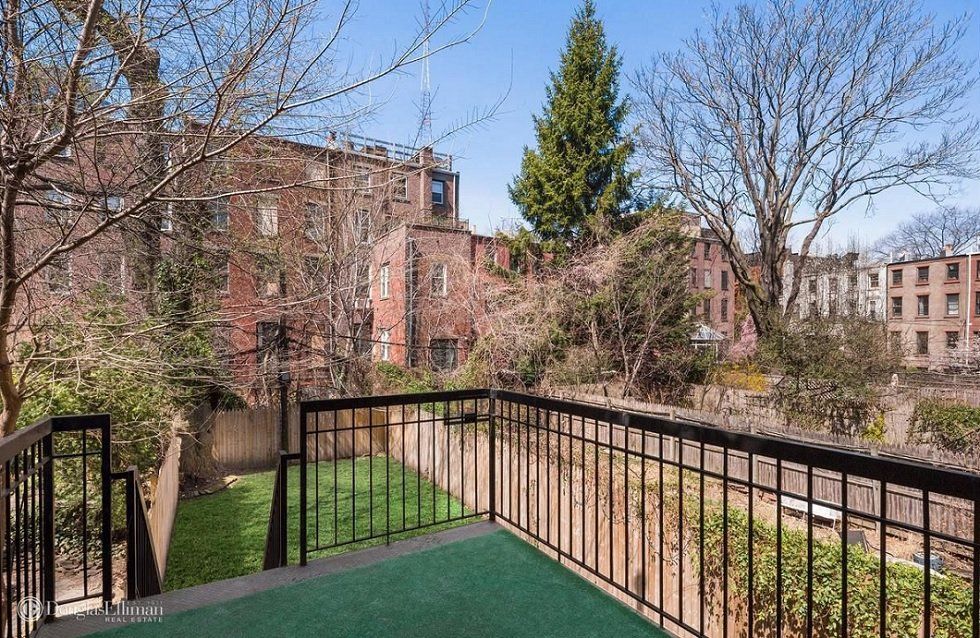 Esta es la casa que vende Holly Hunter en Brooklyn - Fotocasa Life - Casas de famosos, famosos - Curiosidades - Holly Hunter vende su casa en Brooklyn por cuatro millones de euros. Así es por dentro esta mansión típica del barrio histórico de Fort Green.