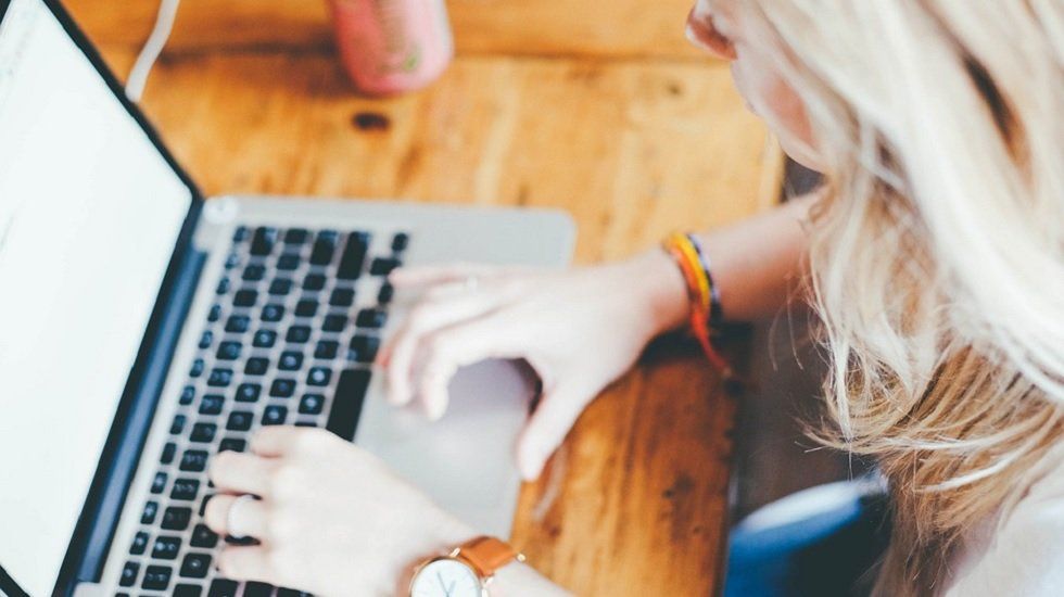 Claves para disfrutar de Internet rural - Fotocasa Life Claves para disfrutar de Internet rural - Fotocasa Life - Internet - Servicios del hogar, Internet y móvil - Si vives en una gran ciudad seguro que nunca te has enfrentado al problema que supone no disponer de Internet. Claves para disfrutar de Internet rural.