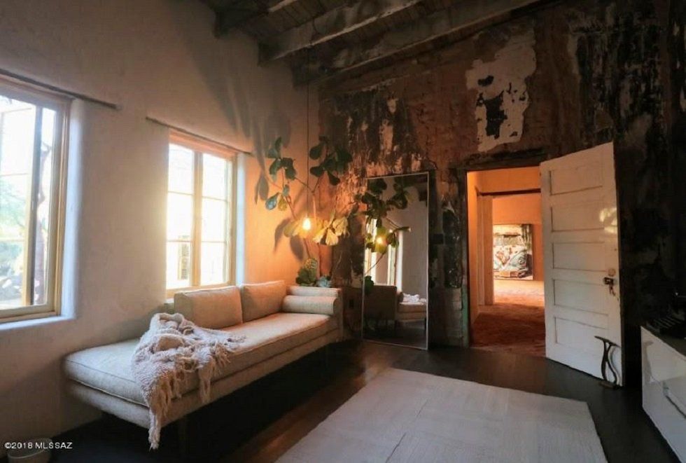 Esta es la mansión rústica que se acaba de comprar Diane Keaton - Fotocasa Life - Casas de famosos, famosos - Curiosidades - Es una grande del cine y tiene las cosas muy claras. Tan claras que se acaba de comprar una mansión rústica muy especial y acogedora.