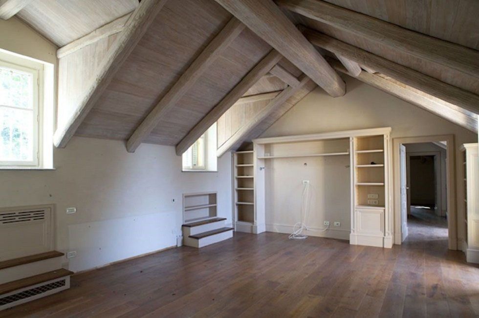 Esta podría ser la nueva casa de Cristiano Ronaldo en Turín - Fotocasa Life - casa de lujo, Casas de famosos, Casas de lujo, famosos, mansión de lujo - Curiosidades - Medios italianos afirman que Cristiano Ronaldo estaría sopesando la adquisición de una mansión de lujo en Turín. Hemos tenido ocasión de verla por dentro.