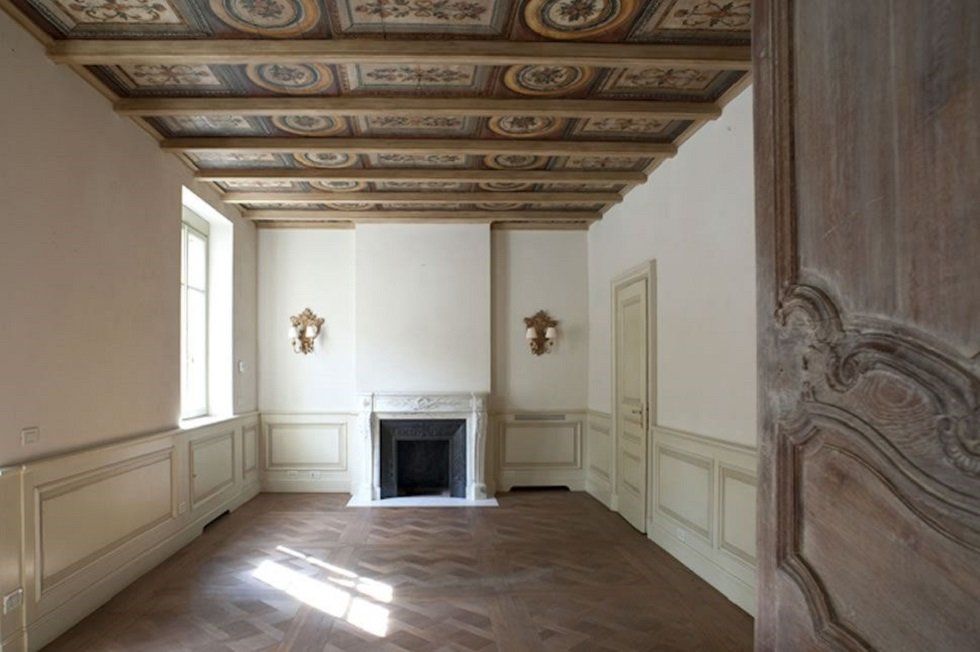 Esta podría ser la nueva casa de Cristiano Ronaldo en Turín - Fotocasa Life - casa de lujo, Casas de famosos, Casas de lujo, famosos, mansión de lujo - Curiosidades - Medios italianos afirman que Cristiano Ronaldo estaría sopesando la adquisición de una mansión de lujo en Turín. Hemos tenido ocasión de verla por dentro.