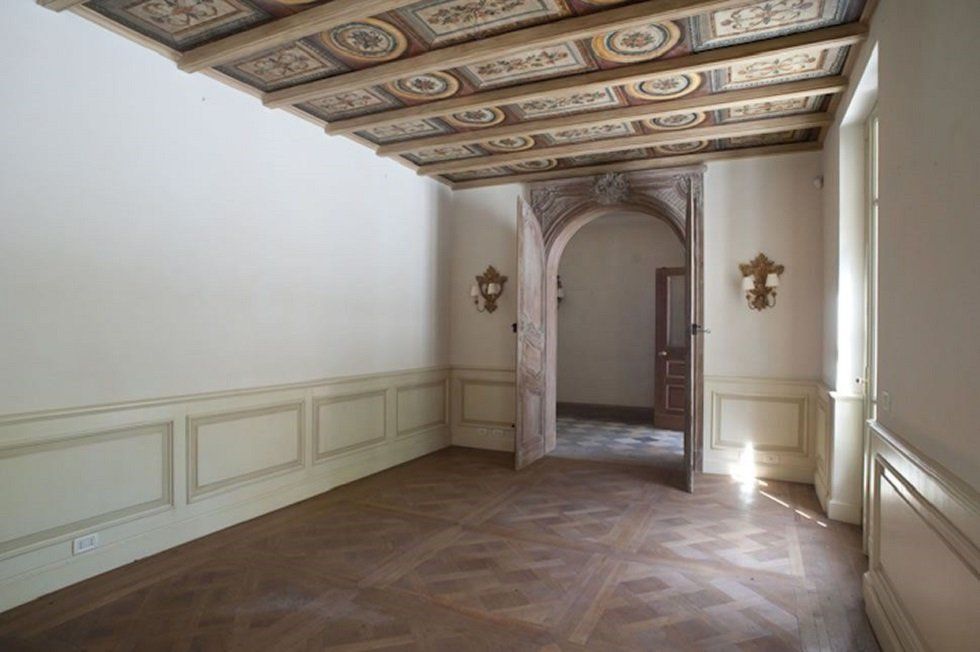 Esta podría ser la nueva casa de Cristiano Ronaldo en Turín - Fotocasa Life - casa de lujo, Casas de famosos, Casas de lujo, famosos, mansión de lujo - Curiosidades - Medios italianos afirman que Cristiano Ronaldo estaría sopesando la adquisición de una mansión de lujo en Turín. Hemos tenido ocasión de verla por dentro.