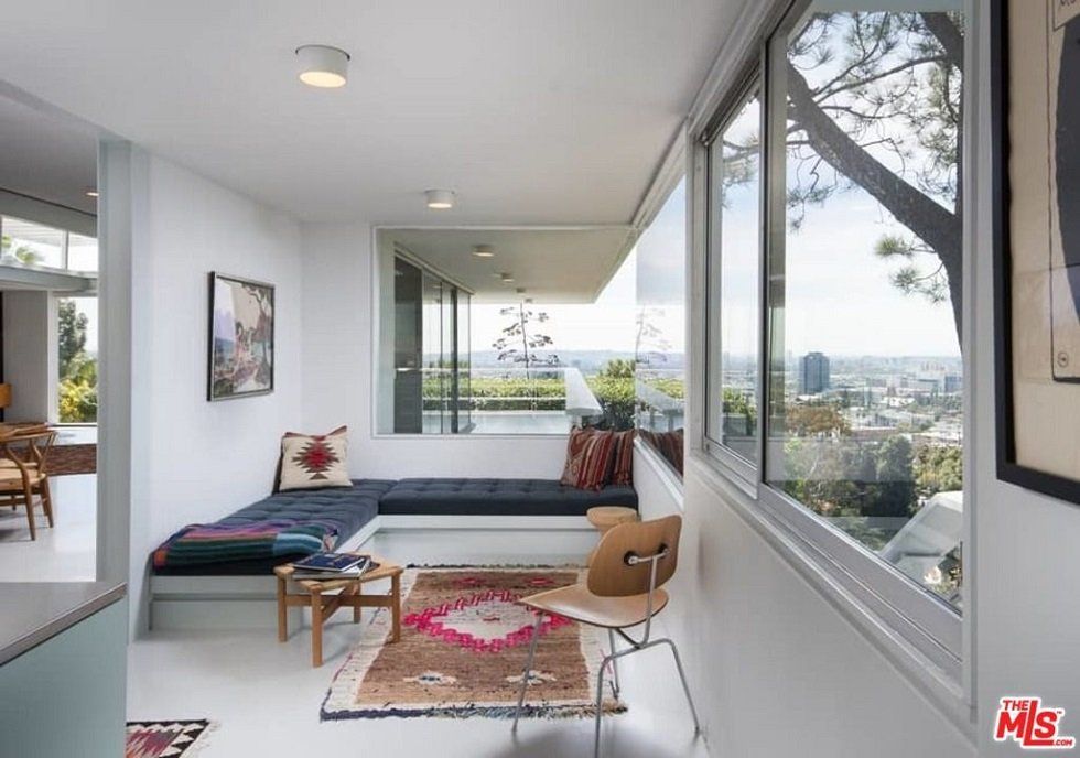 Kelly Osbourne compra la casa de Rooney Mara - Fotocasa Life - Casas de famosos, famosos - Curiosidades - Kelly Osbourne ha pensado que lo mejor que puede hacer con tres millones de euros que no le hacen demasiada falta es adquirir una mansión.