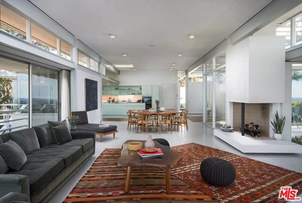 Kelly Osbourne compra la casa de Rooney Mara - Fotocasa Life - Casas de famosos, famosos - Curiosidades - Kelly Osbourne ha pensado que lo mejor que puede hacer con tres millones de euros que no le hacen demasiada falta es adquirir una mansión.