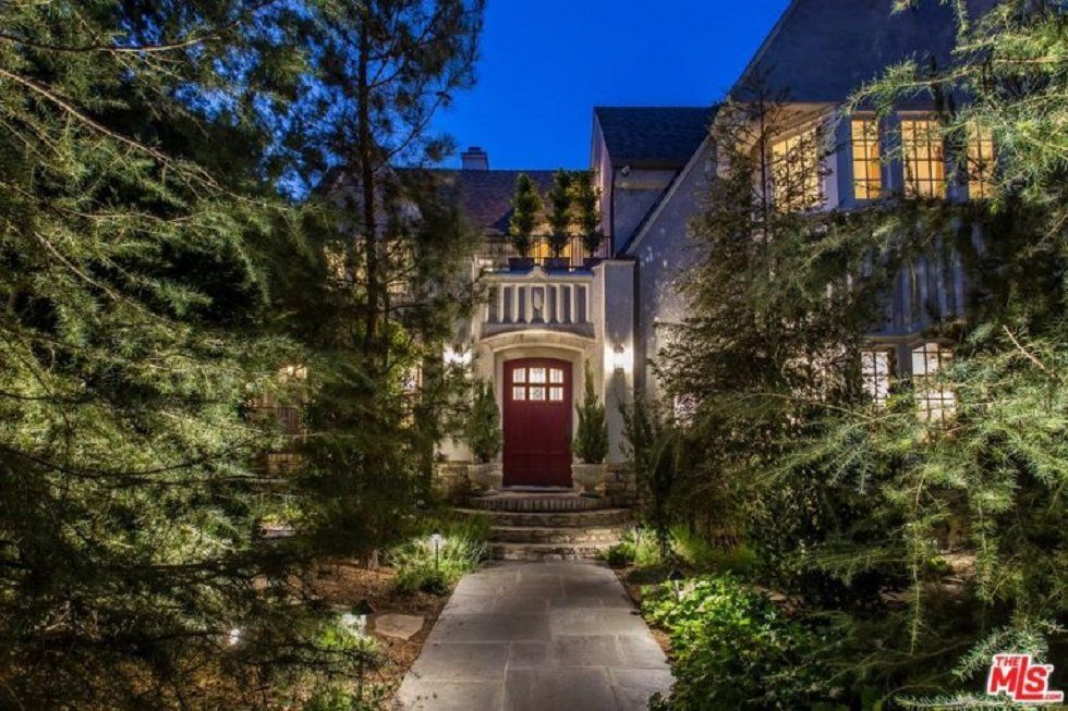 Así es la nueva casa de Leonardo DiCaprio en Los Ángeles - Fotocasa Life Así es la nueva casa de Leonardo DiCaprio en Los Ángeles - Fotocasa Life - Casas de famosos, famosos - Curiosidades - Leonardo DiCaprio acaba de adquirir una casa impresionante en Los Ángeles. Antes había pertenecido al artista Moby. ¿Quieres ver cómo es por dentro?