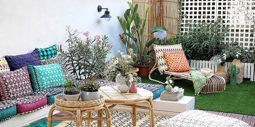 5 libros para este verano y dónde disfrutarlos - Fotocasa Life - propósitos verano, terraza de verano, Verano - Decoración - 5 propuestas para todos los gustos y estilos. Títulos que te acompañarán desde el cálido desayuno, a la hora de la siesta o las noches eternas.