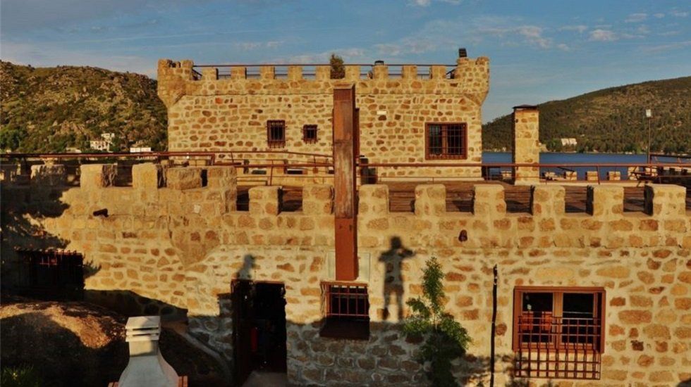 Almenas castillo en venta España
