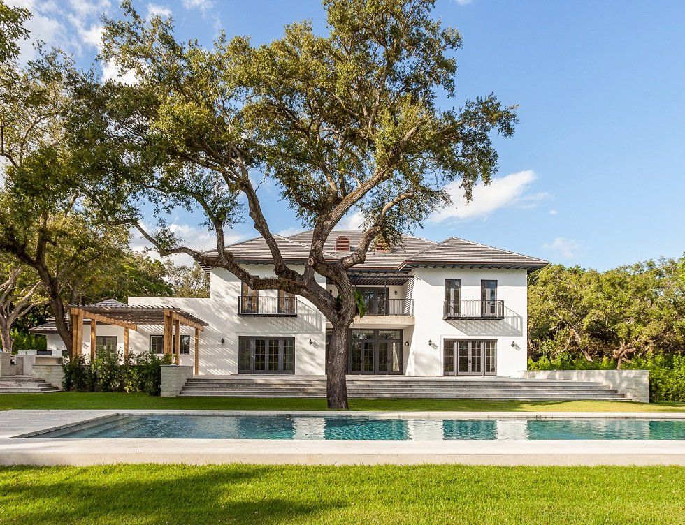 Elle Macpherson compra una villa en Florida - Fotocasa Life - Casas de famosos, famosos - Curiosidades - La supermodelo australiana Elle Macpherson, asesorada por Engel & Völkers, ha adquirido una villa en Coral Gables por 7,1 millones de euros.
