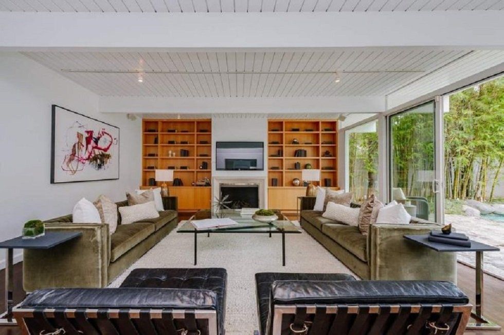 La casa que Taylor Swift ha vendido en Beverly Hills - Fotocasa Life - Casas de famosos, famosos - Curiosidades - Taylor Swift acaba de vender su casa de Beverly Hills. Es una mansión completamente reformada que hemos tenido ocasión de ver al detalle por dentro.