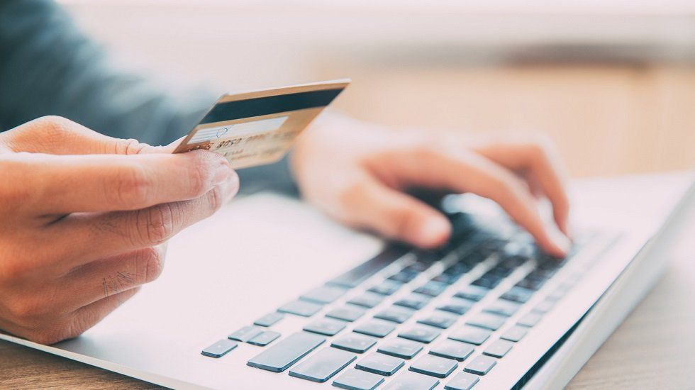 Comprar por Internet: que no nos clonen la tarjeta - Fotocasa Life comprar por internet