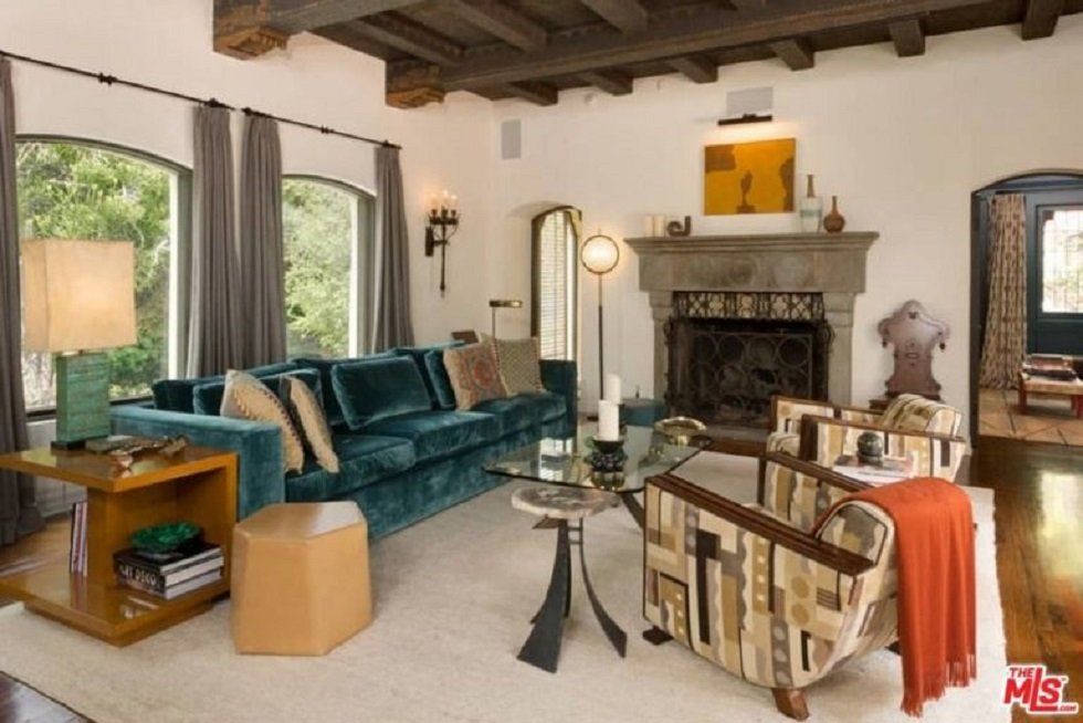 Jim Parsons vende su casa en Los Ángeles - Fotocasa Life - Casas de famosos, famosos - Curiosidades - El actor Jim Parsons, que da vida a Sheldon Cooper en The Big Bang Theory, vende la que hasta ahora ha sido su casa en la zona de Los Feliz, en Los Ángeles.