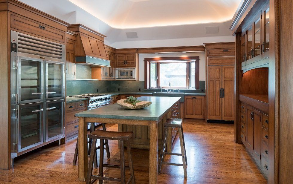 Bruce Willis vende su rancho tras rebajarle mucho el precio - Fotocasa Life - Casas de famosos, famosos - Curiosidades - Bruce Willis ha vendido la casa que tenía en Idaho tras siete años en el mercado. Ha rebajado el precio casi un tercio de lo que pedía en un principio.