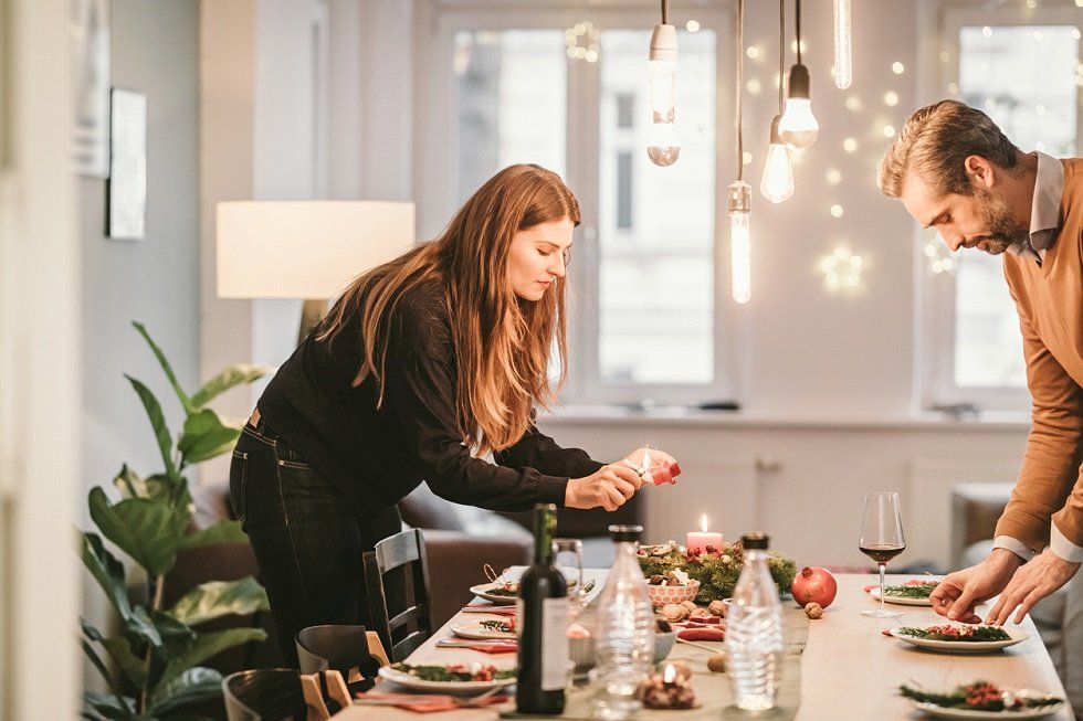 Ideas para conseguir la decoración navideña perfecta en casa - Fotocasa Life - Árbol de navidad, Decoración de navidad, Mesas de navidad, Navidad - Decoración - Cada año nos proponemos cambiar la decoración navideña de casa, pero... ¿lo conseguimos? Con estas ideas conseguirás el toque perfecto.