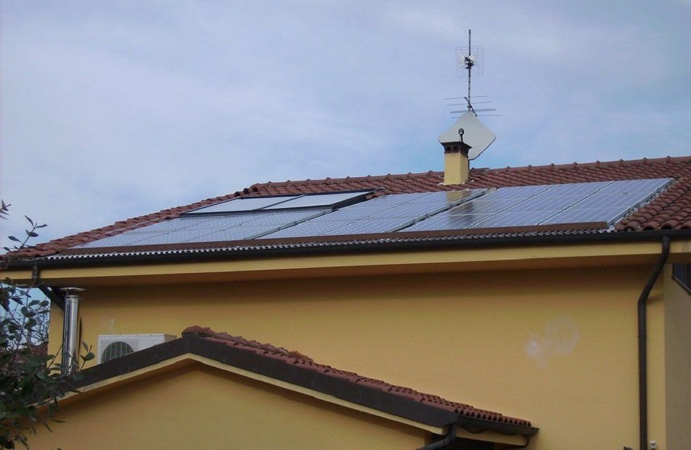 ¿Qué sistema de calefacción es mejor para tu casa? - Fotocasa Life - Calefacción, Calefacción de gas, Calefacción eléctrica, Sistemas de calefacción - Hogar - ¿Sabrías decir qué sistema de calefacción es el más idóneo para instalar en tu casa? Certicalia te ayuda con las diferentes opciones.