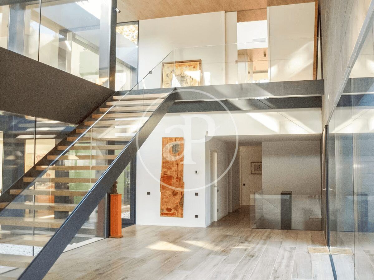 casa de dos plantas para alquilar en barcelona