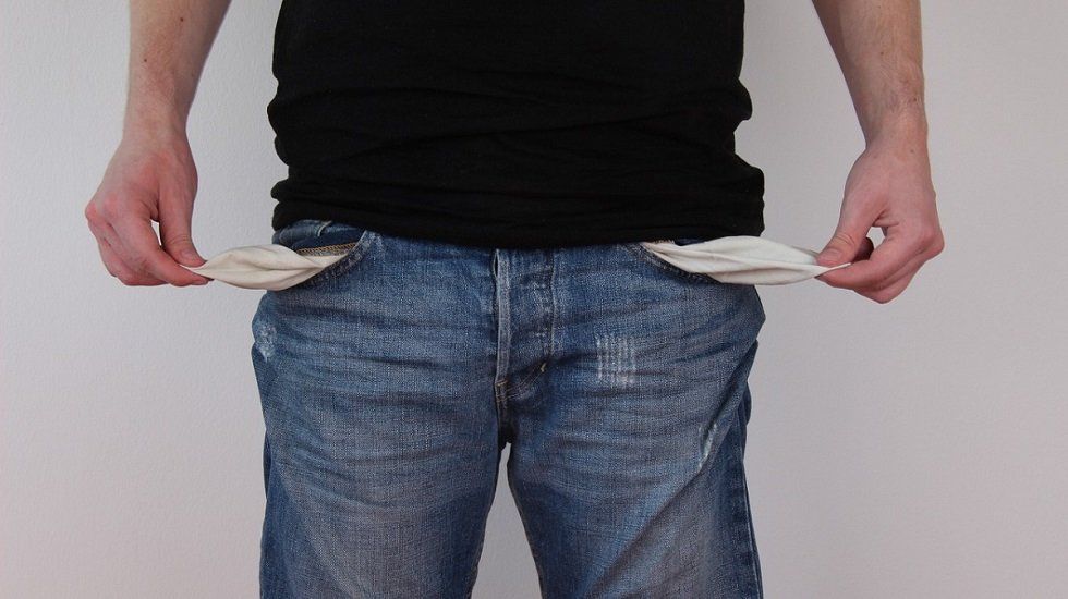 La mitad de los españoles llegan muy justos a final de mes