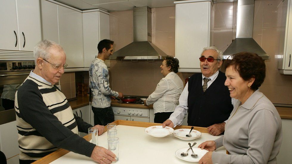 ¿Cómo organizan su casa las personas ciegas? - Fotocasa Life - hogar, Hogar inteligente, Hogares españoles, Hogares seguros, Seguridad del hogar - Hogar - Minimizar riesgos y garantizar la seguridad son las prioridades básicas a la hora de adaptar un hogar para personas invidentes.