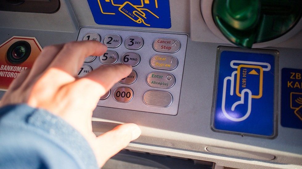 Los bancos no podrán cobrar comisiones de más de 3 euros