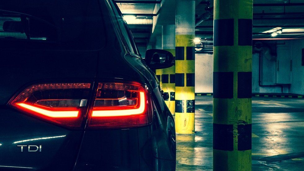 ¿Me pueden multar en mi propio garaje?