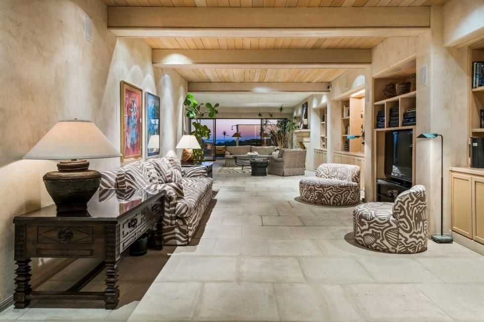 A la venta la última casa de vacaciones de Frank Sinatra - Fotocasa Life - Casas de famosos, famosos - Curiosidades - Más de 20 años después de su muerte, sale a la venta por 11,3 millones de euros la casa de verano favorita del legendario Frank Sinatra.