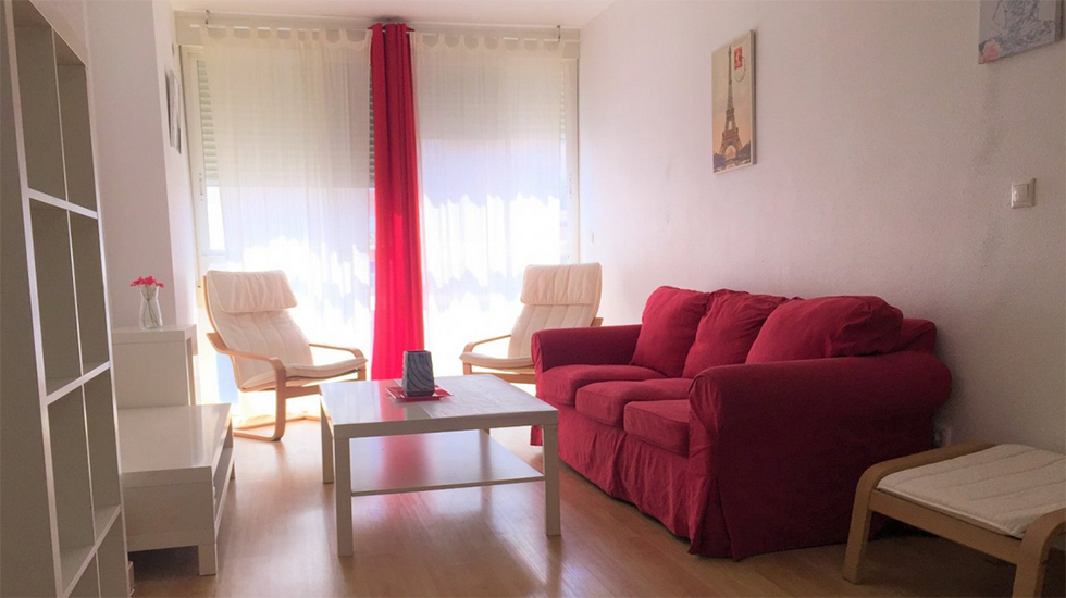 Chollazos por menos de 95.000 euros - Fotocasa Life - Ahorro, casas baratas, Comprar una vivienda, Compraventa de vivienda, fotocasa, Pisos baratos, zonas baratas - Inspiración - Si hablamos de suerte seguro que lo primero que se nos viene a la mente es el dinero, concretamente uno de los grandes premios que otorga la lotería. Sin embargo, la suerte también se encuentra en aquellas viviendas cuyo precio de mercado se sitúa por debajo de las características que ofrece. Sí, los hemos encontrado, ¡descubre los chollazos de Fotocasa!