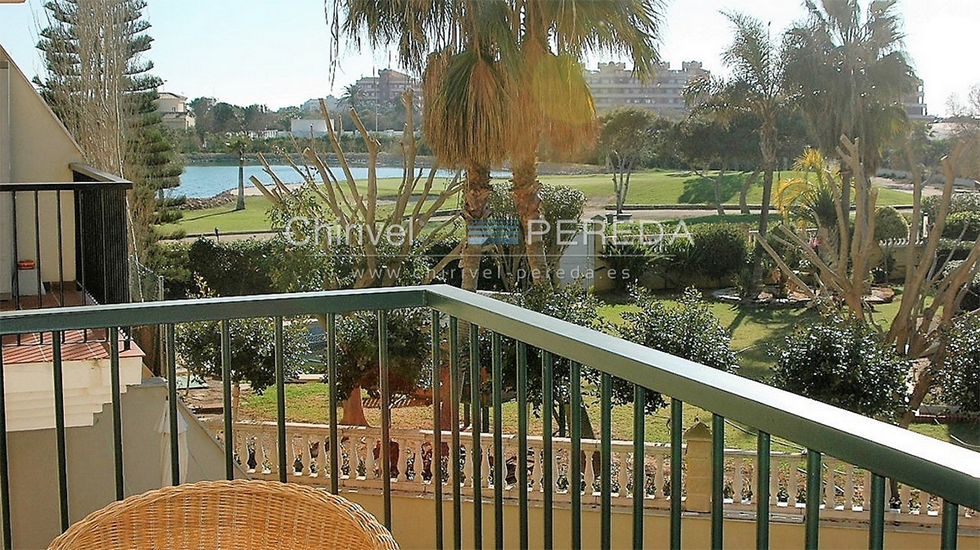Chollazos por menos de 95.000 euros - Fotocasa Life - Ahorro, casas baratas, Comprar una vivienda, Compraventa de vivienda, fotocasa, Pisos baratos, zonas baratas - Inspiración - Si hablamos de suerte seguro que lo primero que se nos viene a la mente es el dinero, concretamente uno de los grandes premios que otorga la lotería. Sin embargo, la suerte también se encuentra en aquellas viviendas cuyo precio de mercado se sitúa por debajo de las características que ofrece. Sí, los hemos encontrado, ¡descubre los chollazos de Fotocasa!
