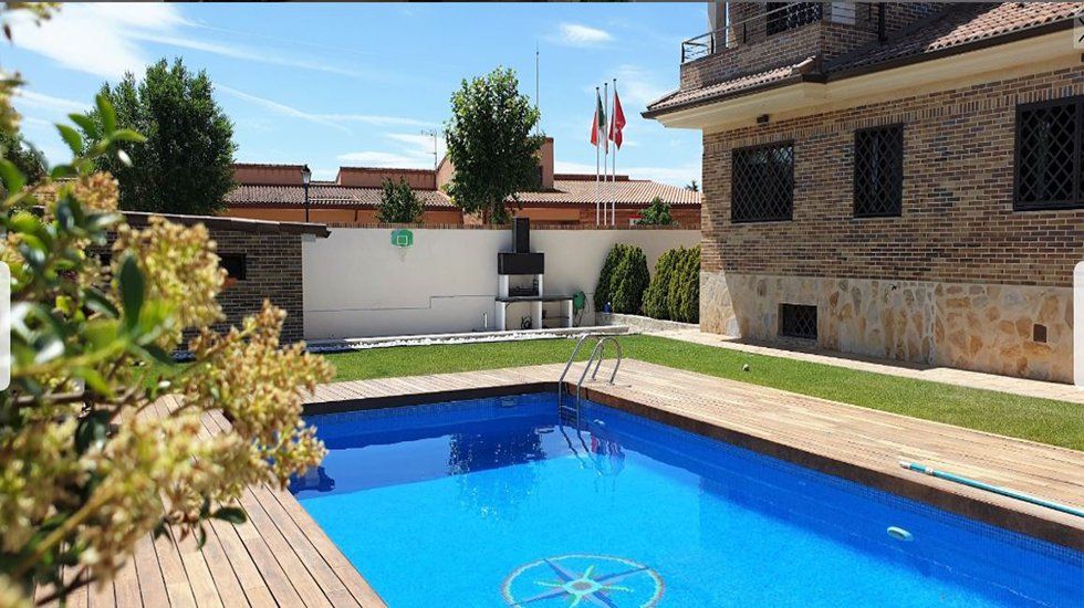 Chalet con piscina