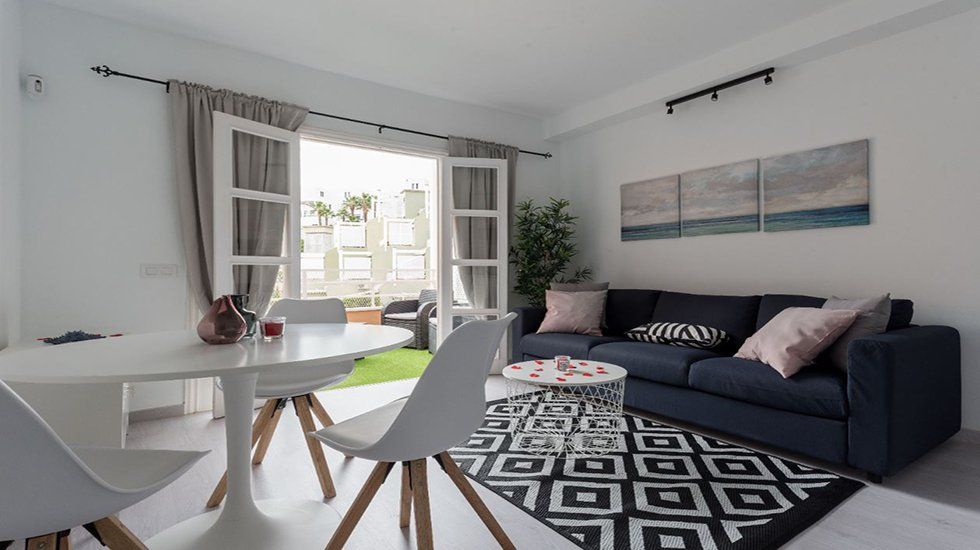 Sareb propone 3.500 viviendas para compradores extranjeros y singles﻿