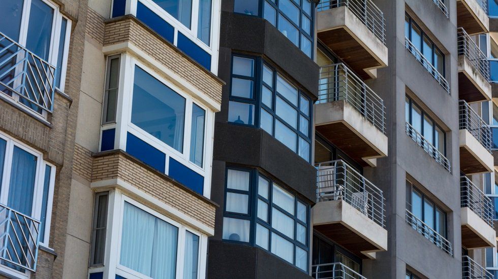 La compraventa de viviendas cayó un 2,5% en 2019 por el efecto de la Ley Hipotecaria, según Fomento