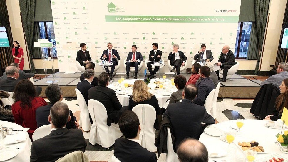 Las cooperativas piden seguridad jurídica para la vivienda asequible