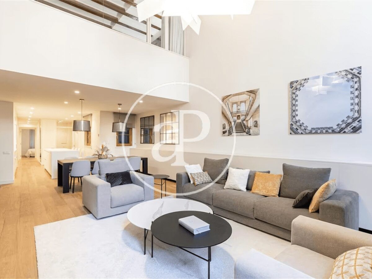 casa exclusiva de obra nueva en barcelona
