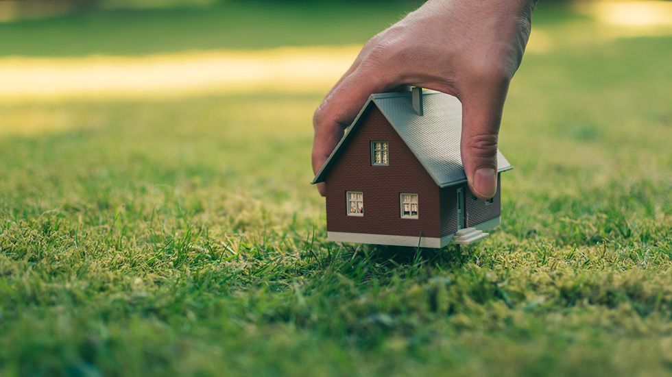 Casaktua rebaja hasta un 50% el precio de 1.600 suelos y solares