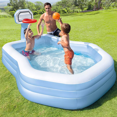piscina con canasta incluida