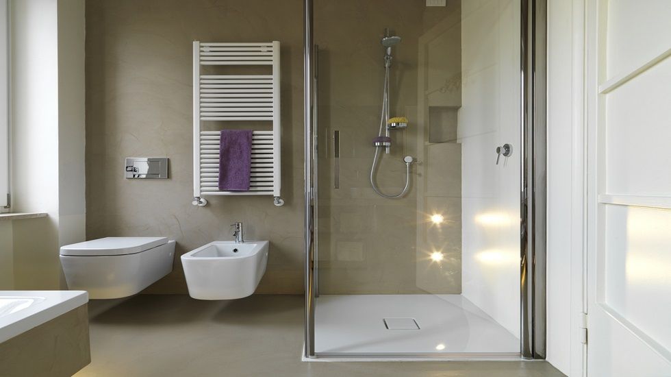 cambia el cuarto de bano Reforma de viviendas: ideas para las vacaciones de verano - Fotocasa Life - Cocinas, Decoración de verano, Planificación reforma, propósitos verano, Proyecto de reforma, reforma cocina, Reformar una vivienda, Reformas baños - Inspiración - El verano es el mejor momento para realizar alguna modificación en tu vivienda. Los días son más largos, si algo tiene que secarse con el calor lo hace antes y si estás de vacaciones, a lo mejor es el momento de animarte y hacer aquella reforma para volver a estrenar casa en septiembre. Desde la plataforma habitissimo te ofrecen una serie de ejemplos de proyectos que puedes hacer en casa durante tus vacaciones.