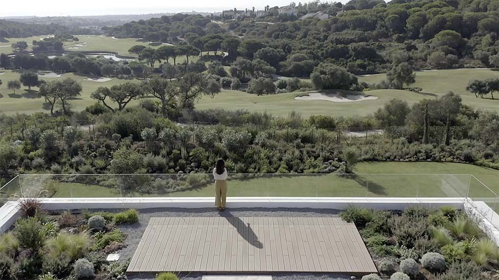 La sostenibilidad: uno de los valores más buscados en residencias de lujo - Fotocasa Life Villa de lujo sostenible en España