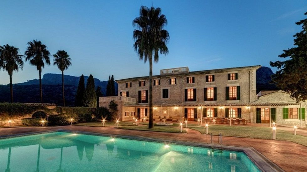 vivienda con fachada de piedra