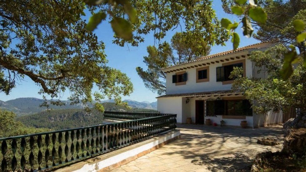 casa con piscina