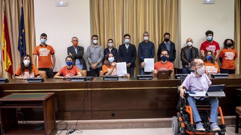 Partidos políticos suscriben un manifiesto para regular el precio del alquiler