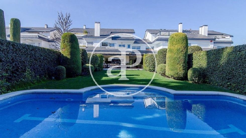 vivienda de lujo con piscina en Barcelona