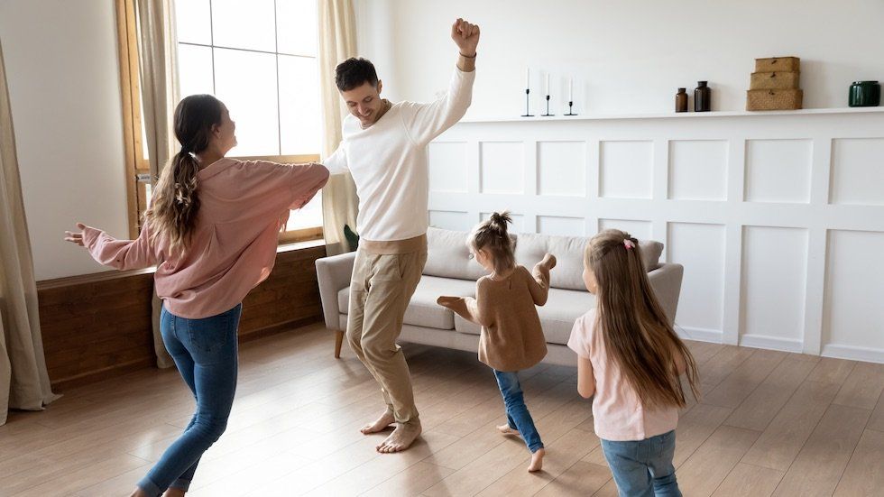 Cinco retos para hacer en casa en familia - Fotocasa Life Juegos en casa