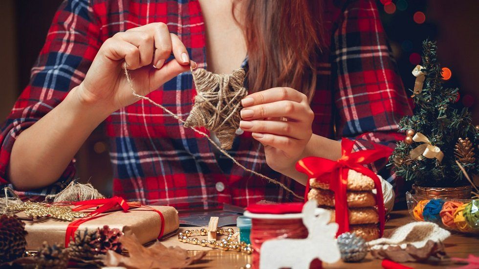 Los estilos de moda que marcarán tendencia esta Navidad 2020 - Fotocasa Life - decoración, Decoración de invierno, Decoración de navidad, inspiración, Navidad - Inspiración - Llega la Navidad y con ella las nuevas ideas de decoración y tendencias para nuestros hogares. Este año, la celebración de la Navidad será aún más importante y, sin duda, fuera de lo común. Conoce los estilos de decoración que marcarán tendencia esta temporada, desde el estilo clásico y atemporal, al estilo Vintage o Glam. Si eres un amante de la decoración de interiores y de la Navidad, tienes que descubrir las tendencias que triunfarán en nuestros hogares.