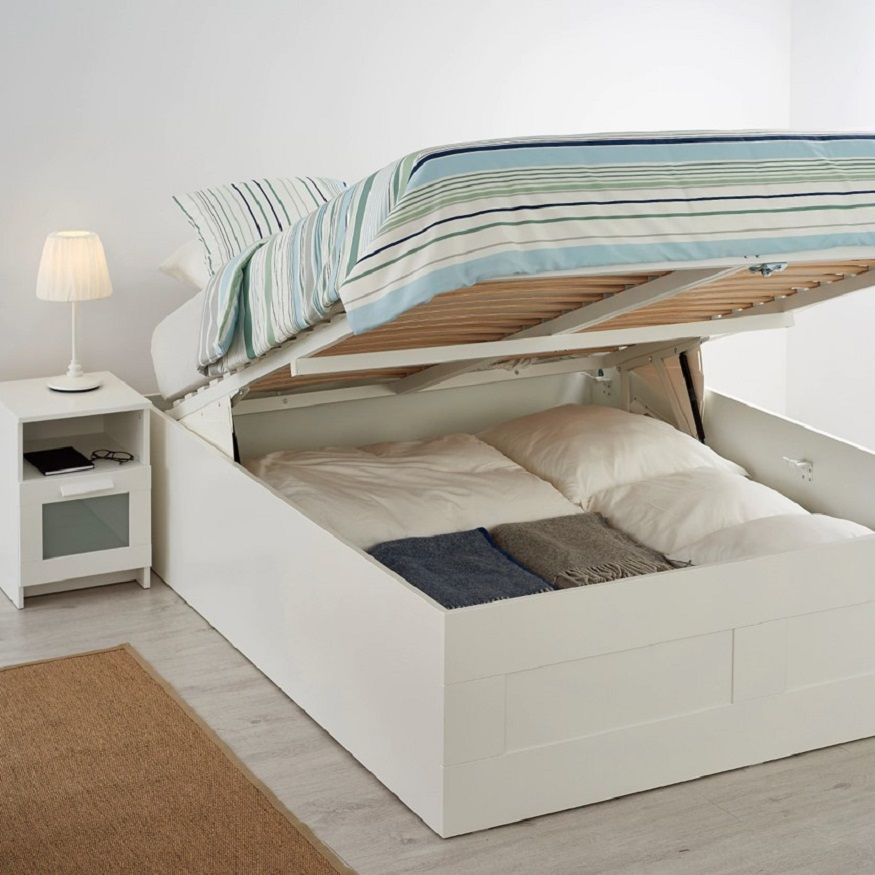 Las mejores ideas para tu cama de Ikea - Fotocasa Life - Decoración de dormitorios, Decoración minimalista, dormitorio, dormitorio infantil, dormitorios para descansar, Ikea - Decoración - Todo el mundo sabe que en Ikea se puede encontrar prácticamente cualquier cosa para el hogar. De hecho, hay muebles y accesorios para casa de la marca sueca que se han convertido en un must en cualquier casa que se precie. Una de las áreas en las que despunta la compañía es en todo lo relacionado con el sueño. En este post repasamos algunas de las cosas más interesantes que puedes encontrar para tu cama en Ikea.