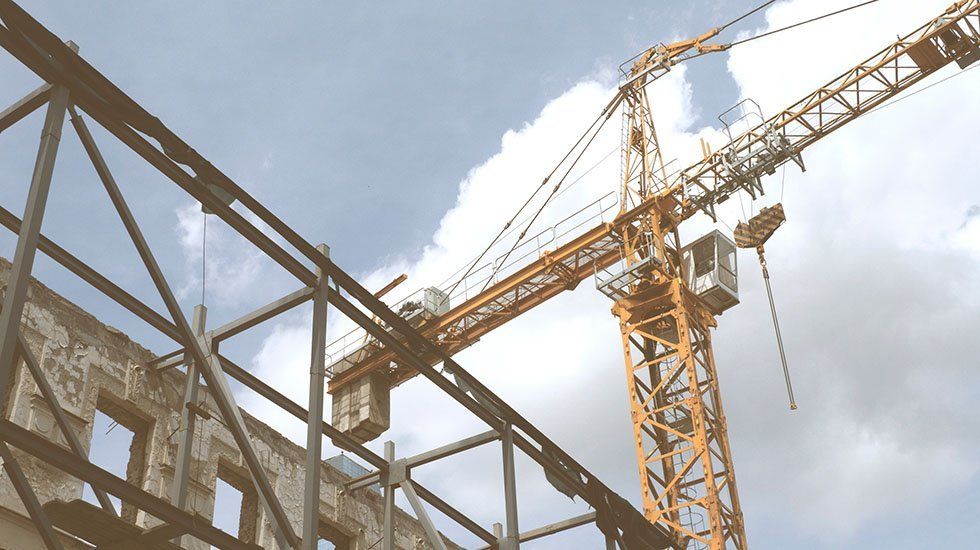 UGT solicita un plan estatal de infraestructuras para reorientar el modelo productivo