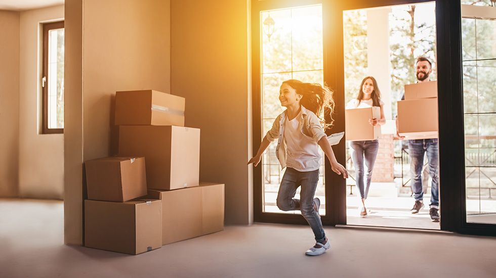 Funcionarios y matrimonios con trabajo estable, los mejores perfiles para negociar una hipoteca